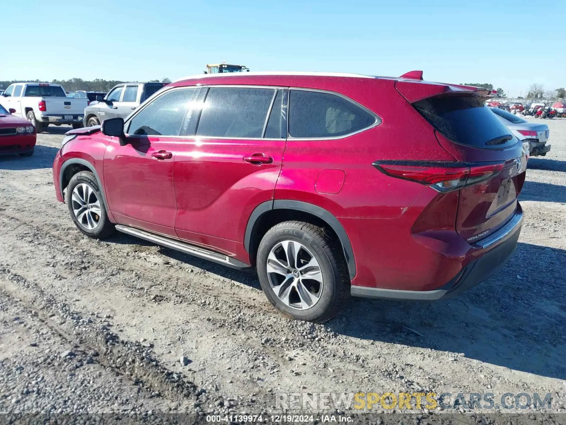 3 fotografías del automóvil dañado 5TDHZRAH2NS143022 TOYOTA HIGHLANDER 2022
