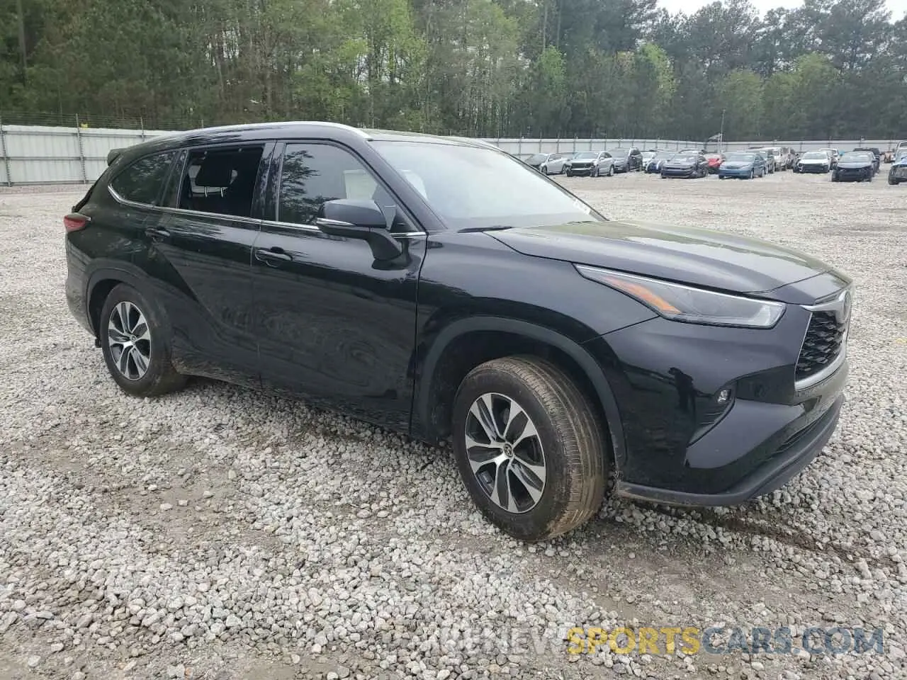 4 fotografías del automóvil dañado 5TDHZRAH5NS555449 TOYOTA HIGHLANDER 2022