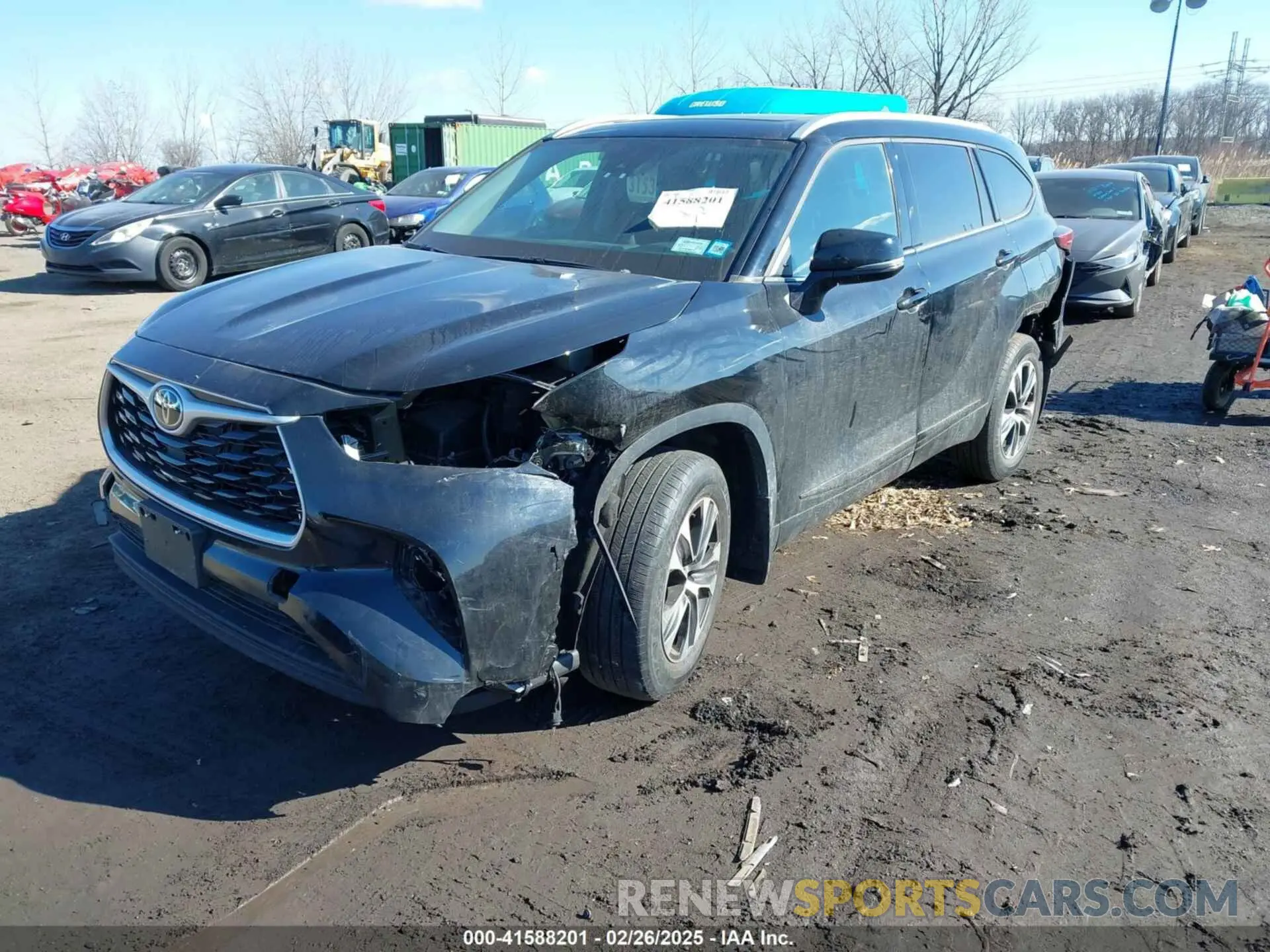 2 fotografías del automóvil dañado 5TDHZRBH0NS242484 TOYOTA HIGHLANDER 2022