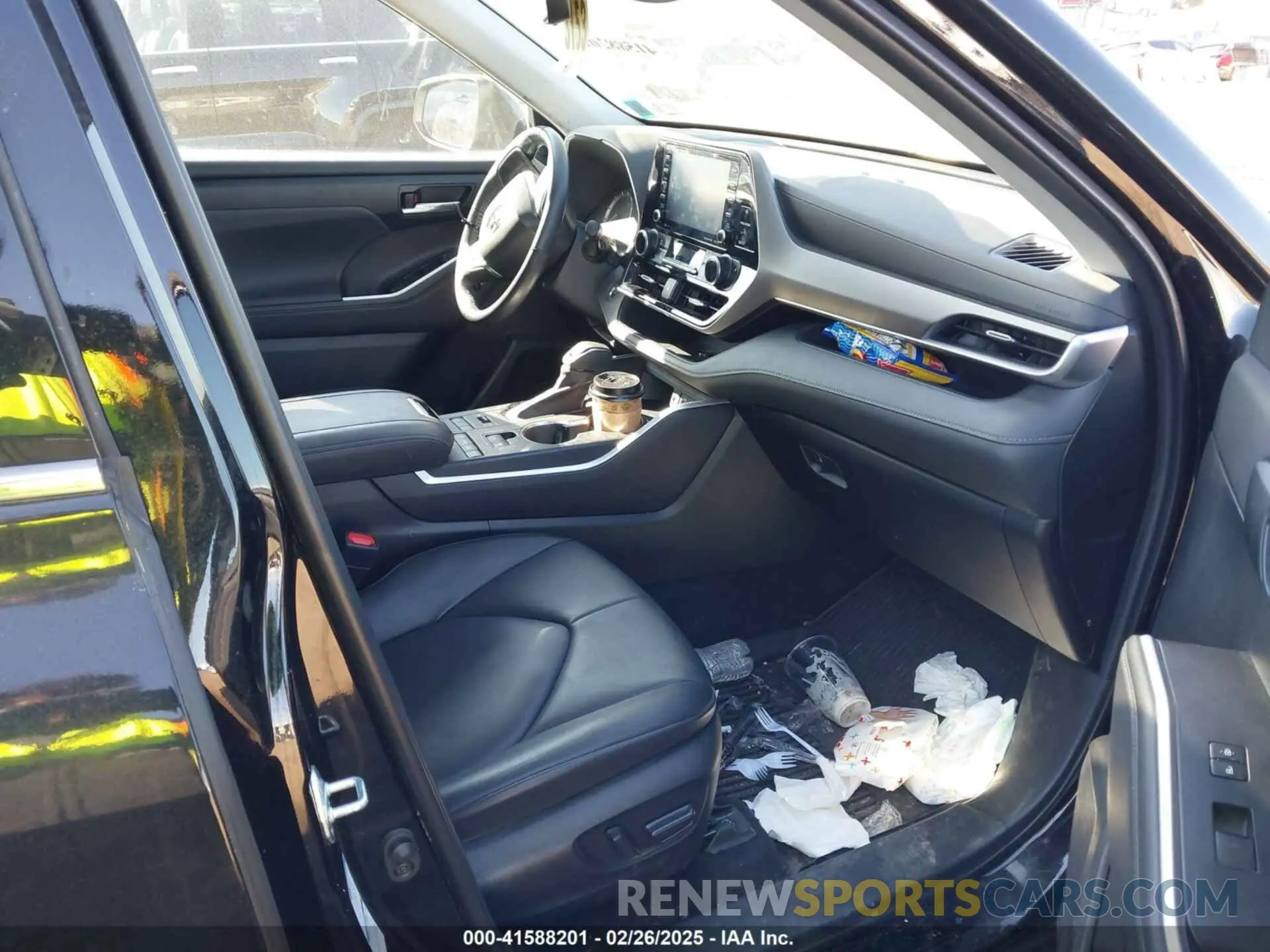 5 fotografías del automóvil dañado 5TDHZRBH0NS242484 TOYOTA HIGHLANDER 2022