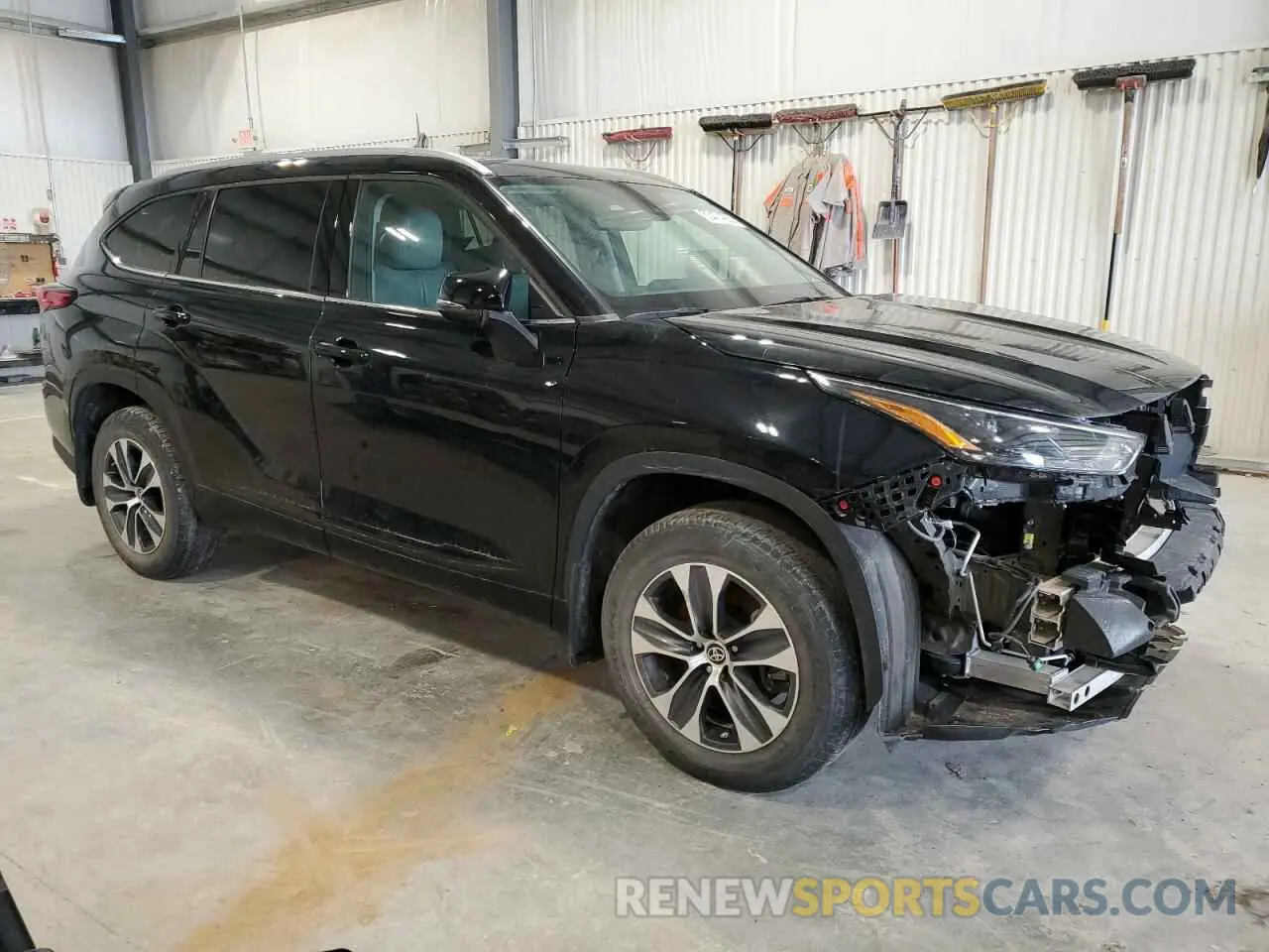 4 fotografías del automóvil dañado 5TDHZRBH1NS586745 TOYOTA HIGHLANDER 2022