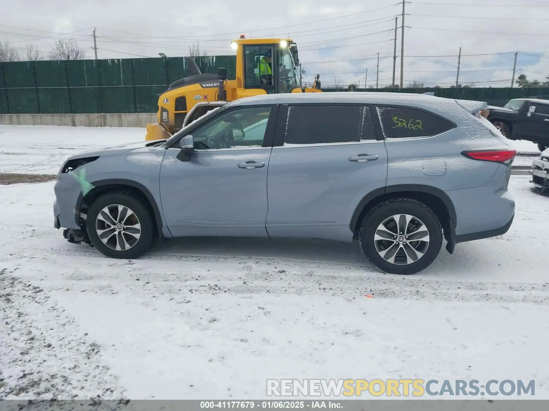 14 fotografías del automóvil dañado 5TDHZRBH2NS168663 TOYOTA HIGHLANDER 2022