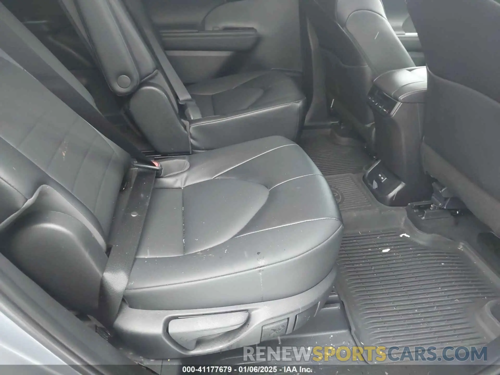 5 fotografías del automóvil dañado 5TDHZRBH2NS168663 TOYOTA HIGHLANDER 2022