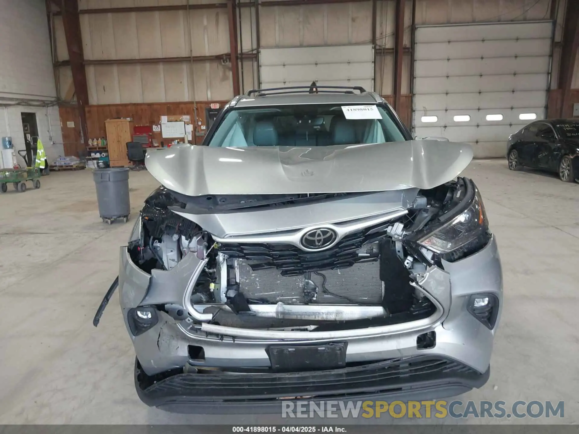 12 fotografías del automóvil dañado 5TDHZRBH3NS579974 TOYOTA HIGHLANDER 2022