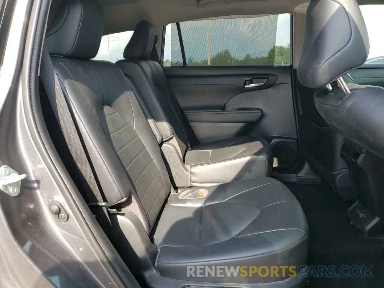 11 fotografías del automóvil dañado 5TDHZRBH6NS166060 TOYOTA HIGHLANDER 2022