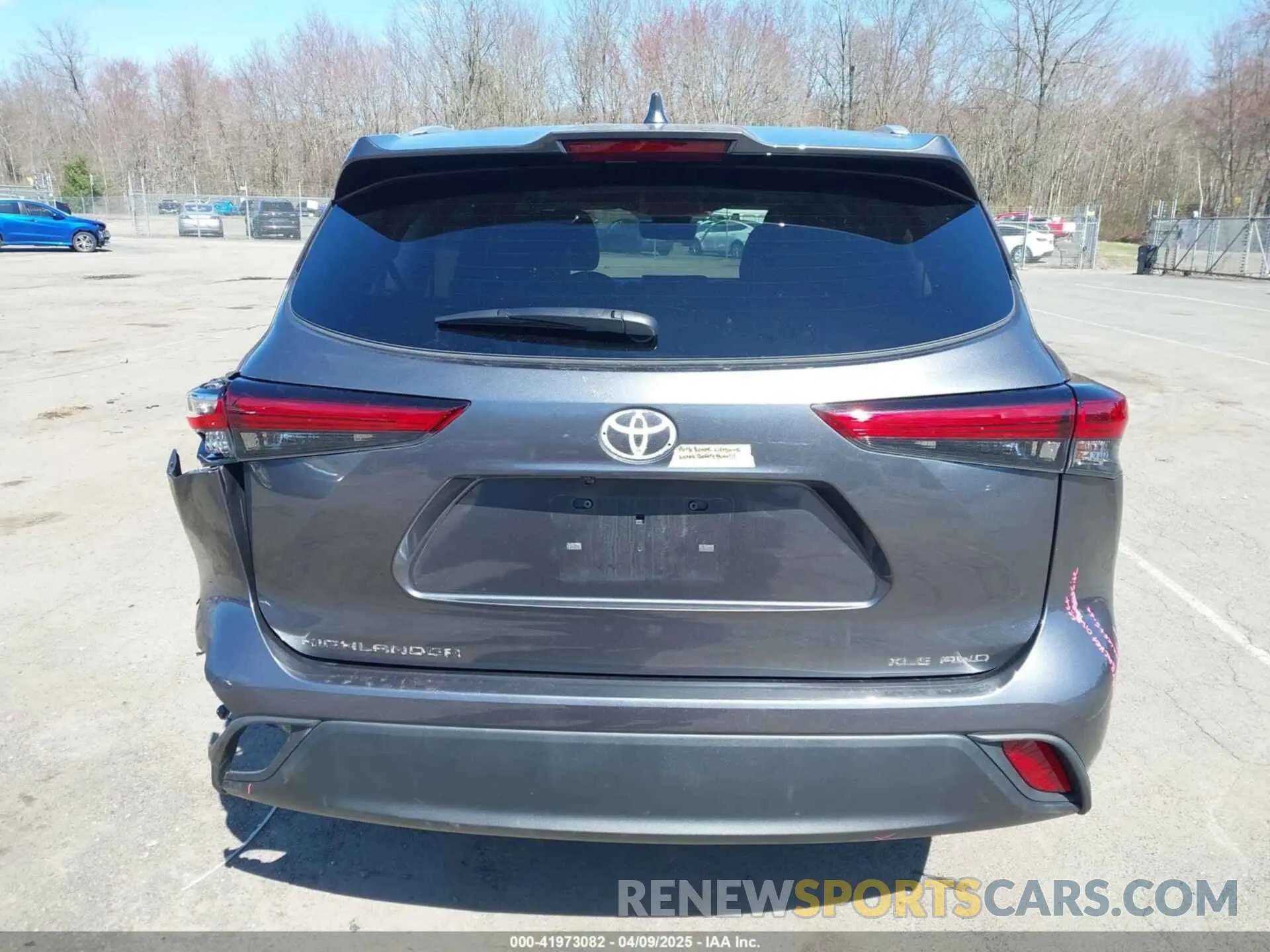 16 fotografías del automóvil dañado 5TDHZRBH7NS170179 TOYOTA HIGHLANDER 2022