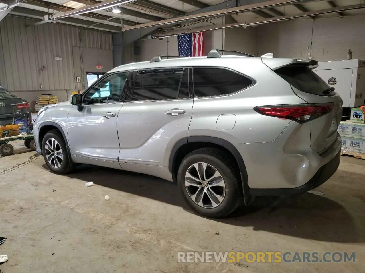 2 fotografías del automóvil dañado 5TDHZRBH8NS164424 TOYOTA HIGHLANDER 2022