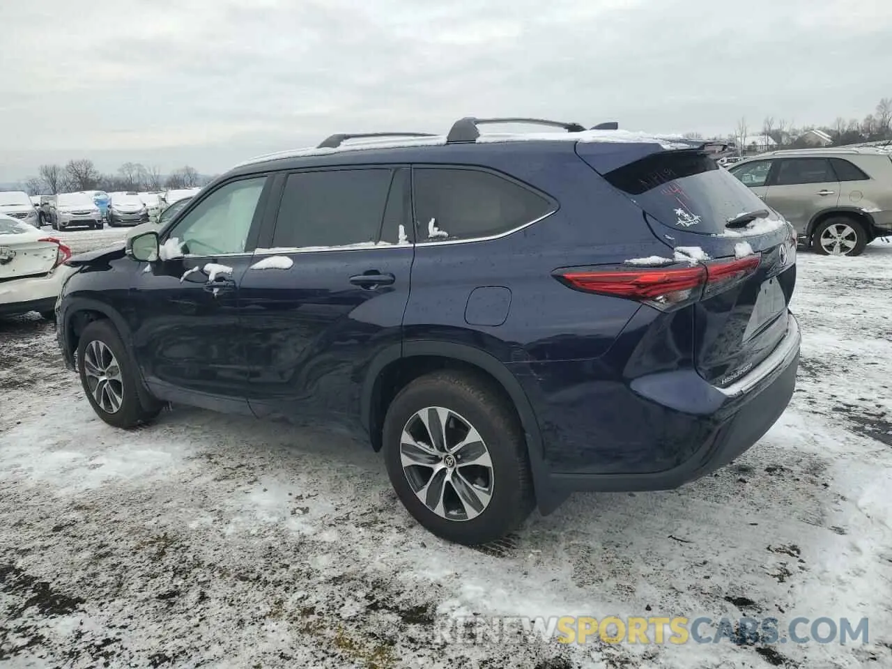 2 fotografías del automóvil dañado 5TDHZRBH8NS229434 TOYOTA HIGHLANDER 2022