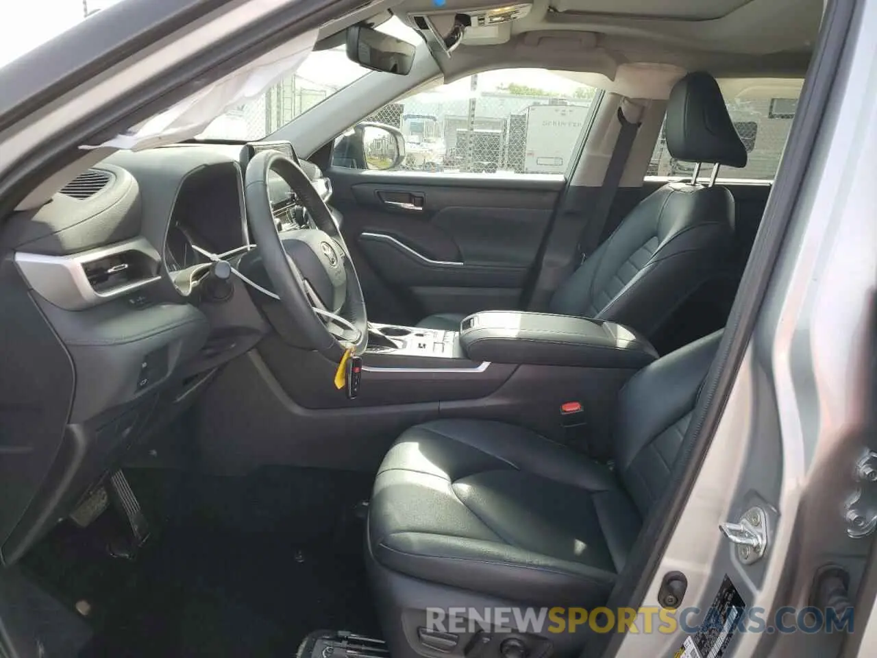 7 fotografías del automóvil dañado 5TDHZRBH9NS587335 TOYOTA HIGHLANDER 2022