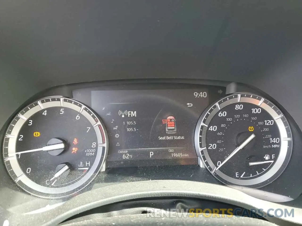 9 fotografías del automóvil dañado 5TDHZRBH9NS587335 TOYOTA HIGHLANDER 2022