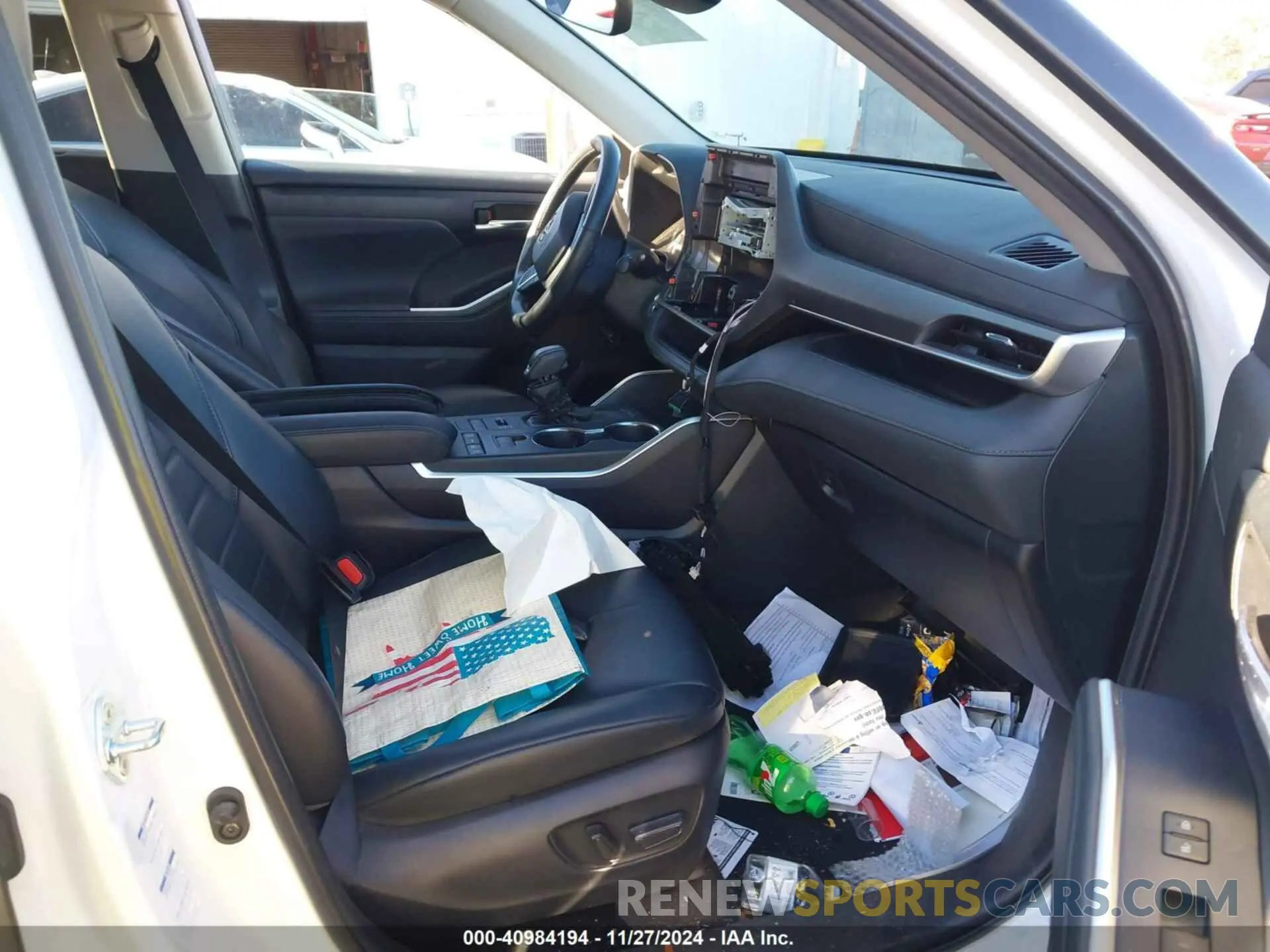 5 fotografías del automóvil dañado 5TDHZRBHXNS230942 TOYOTA HIGHLANDER 2022