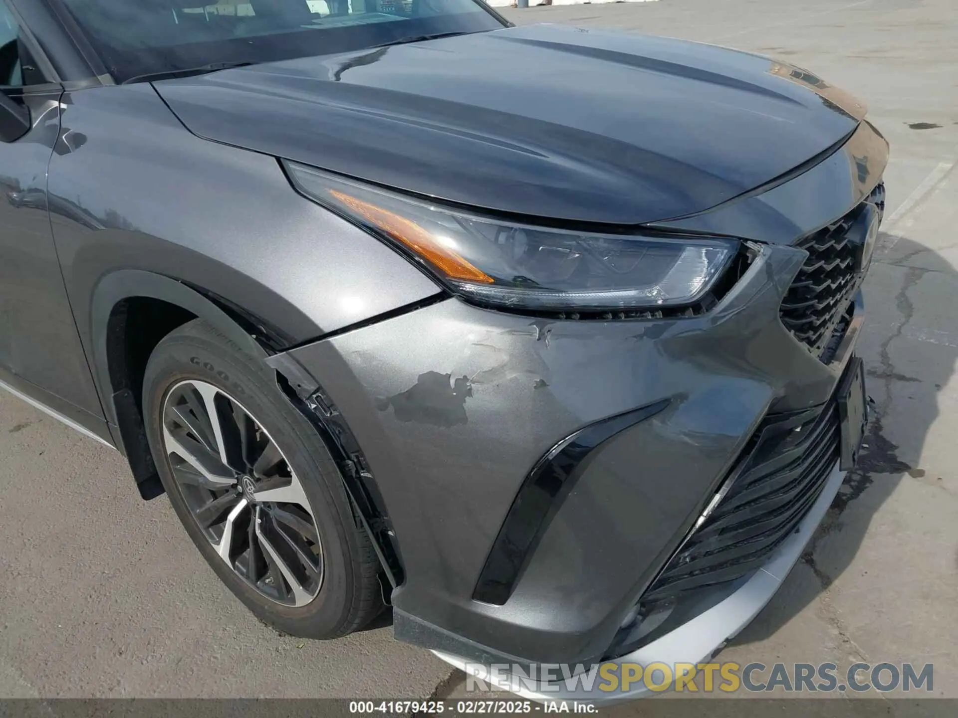 17 fotografías del automóvil dañado 5TDJZRBH0NS172728 TOYOTA HIGHLANDER 2022