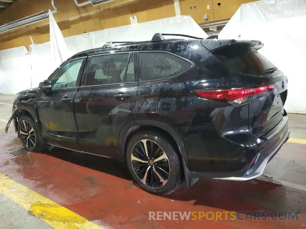 2 fotografías del automóvil dañado 5TDJZRBH2NS219239 TOYOTA HIGHLANDER 2022