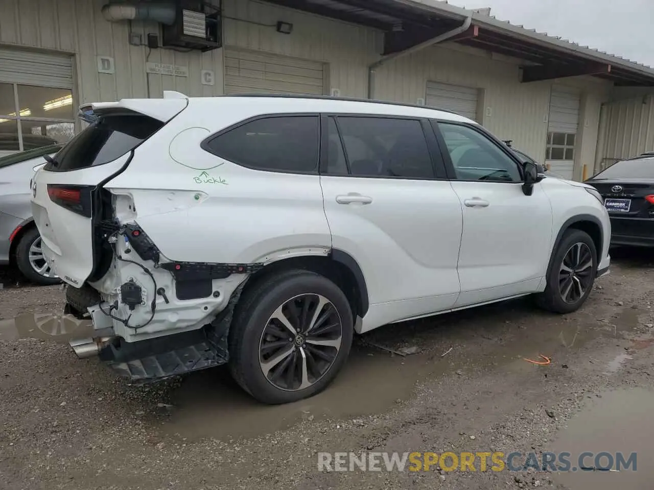 3 fotografías del automóvil dañado 5TDJZRBH3NS211327 TOYOTA HIGHLANDER 2022