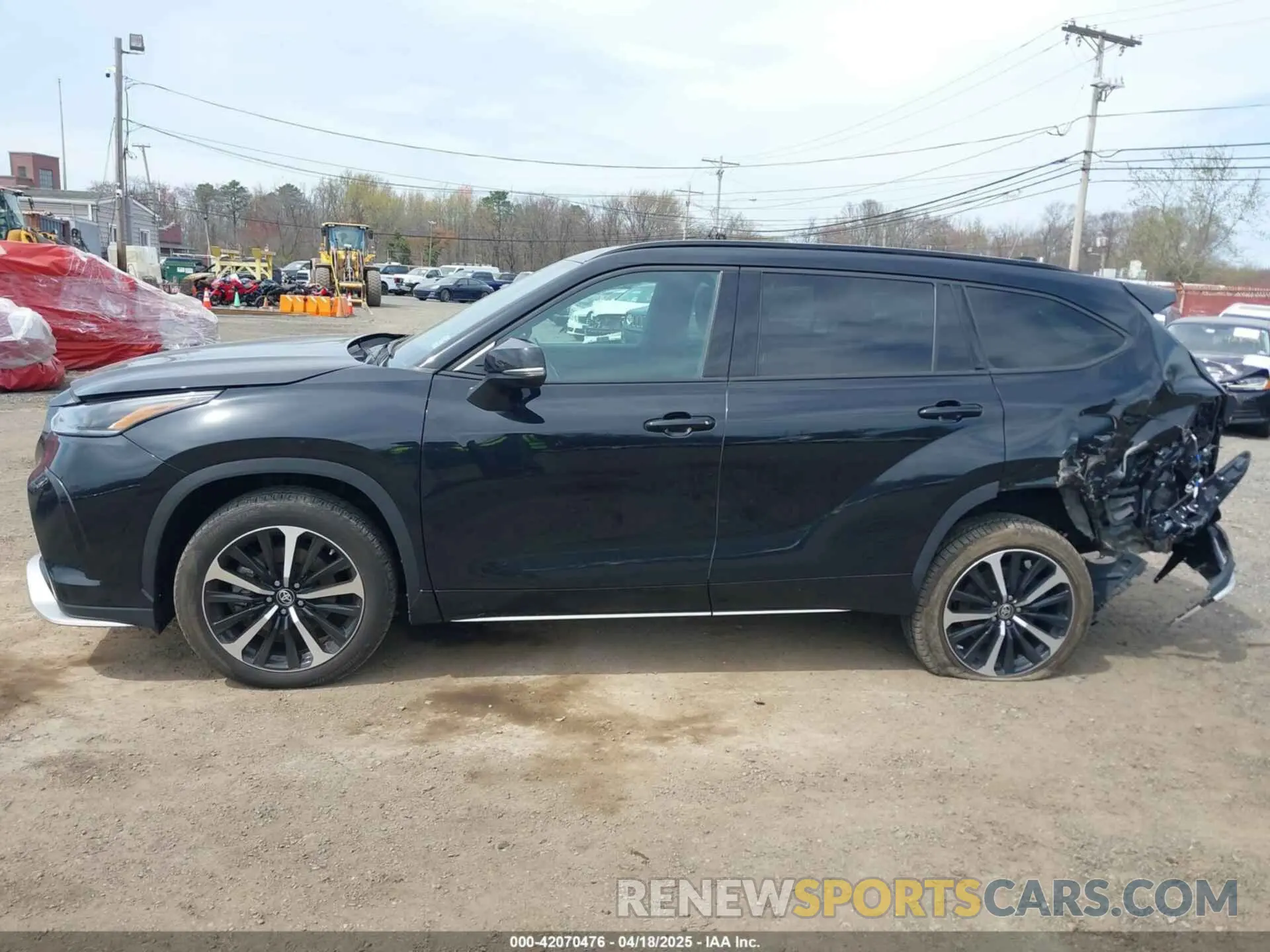 14 fotografías del automóvil dañado 5TDJZRBH4NS199253 TOYOTA HIGHLANDER 2022
