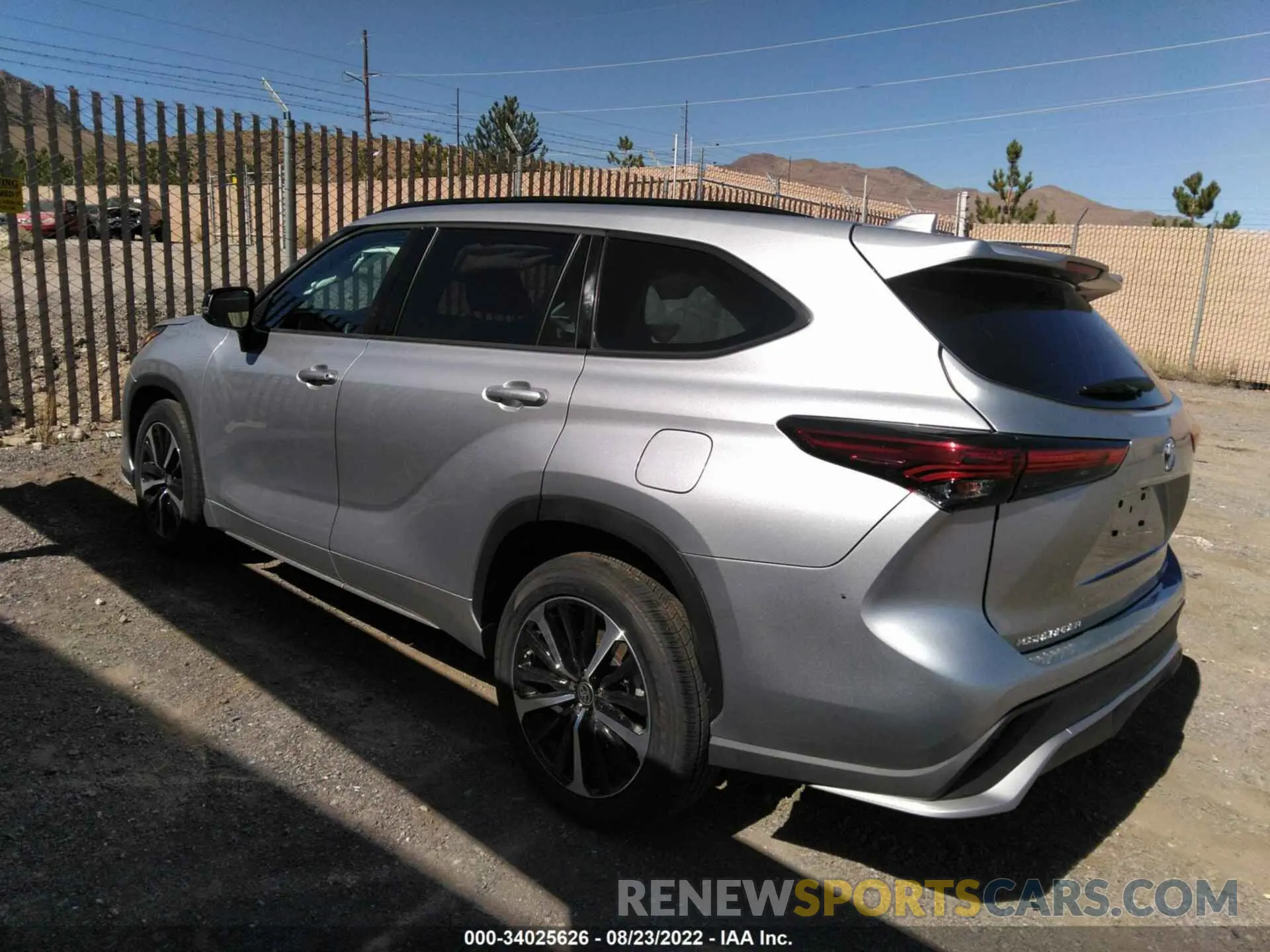 3 fotografías del automóvil dañado 5TDJZRBH9NS184537 TOYOTA HIGHLANDER 2022