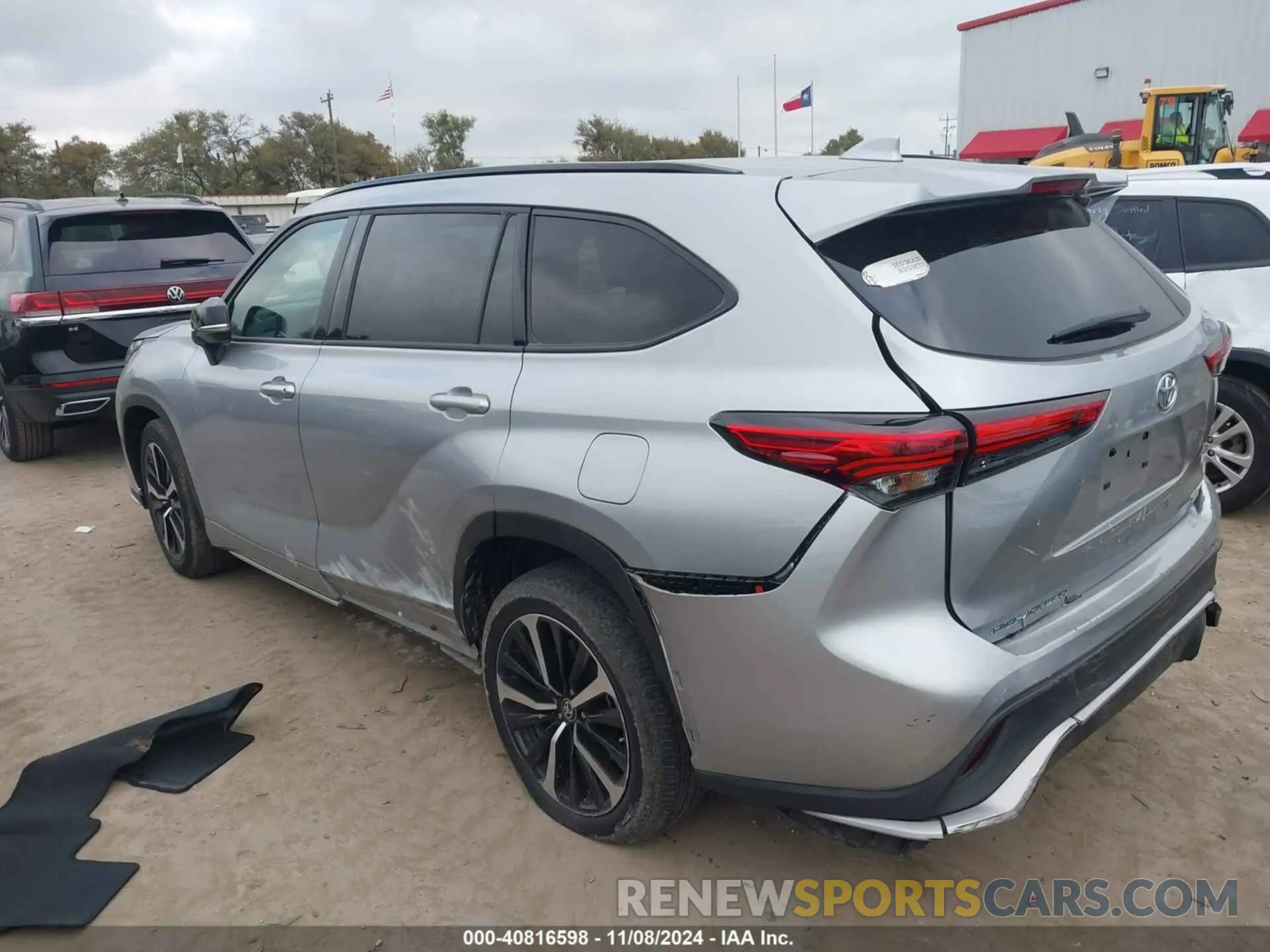 3 fotografías del automóvil dañado 5TDLZRAH3NS133528 TOYOTA HIGHLANDER 2022