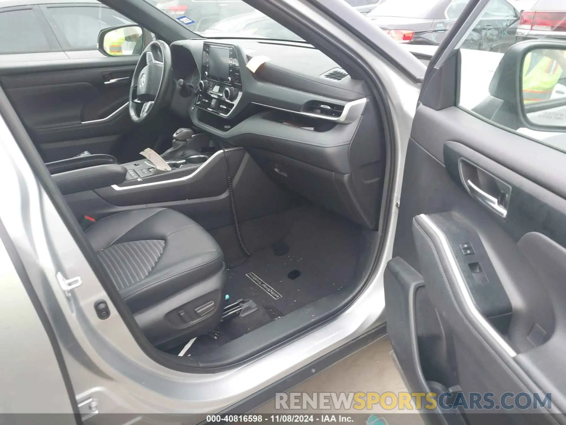5 fotografías del automóvil dañado 5TDLZRAH3NS133528 TOYOTA HIGHLANDER 2022