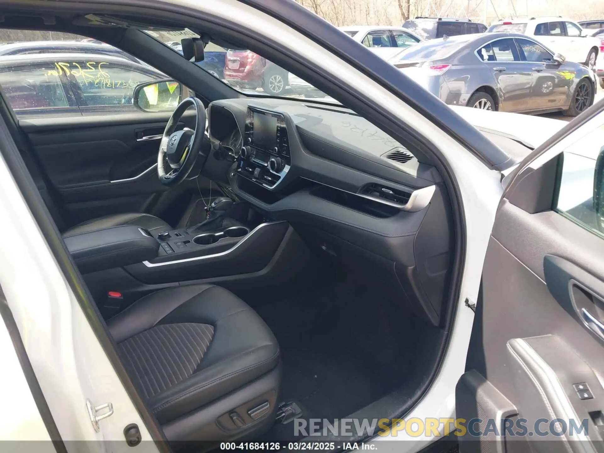 5 fotografías del automóvil dañado 5TDLZRBH0NS235559 TOYOTA HIGHLANDER 2022