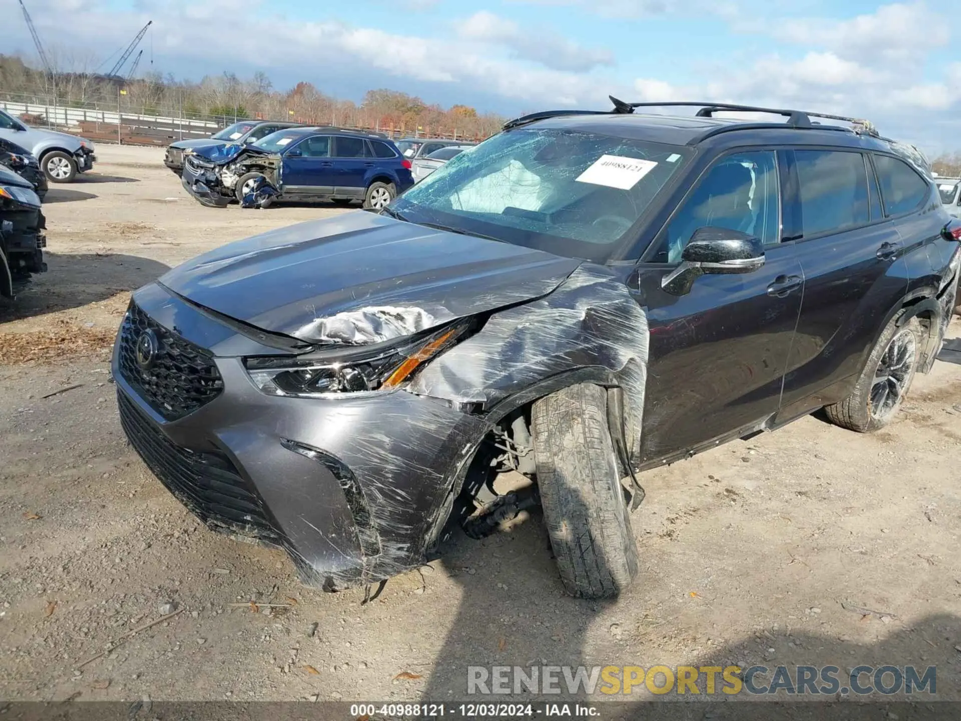 2 fotografías del automóvil dañado 5TDLZRBH2NS218214 TOYOTA HIGHLANDER 2022