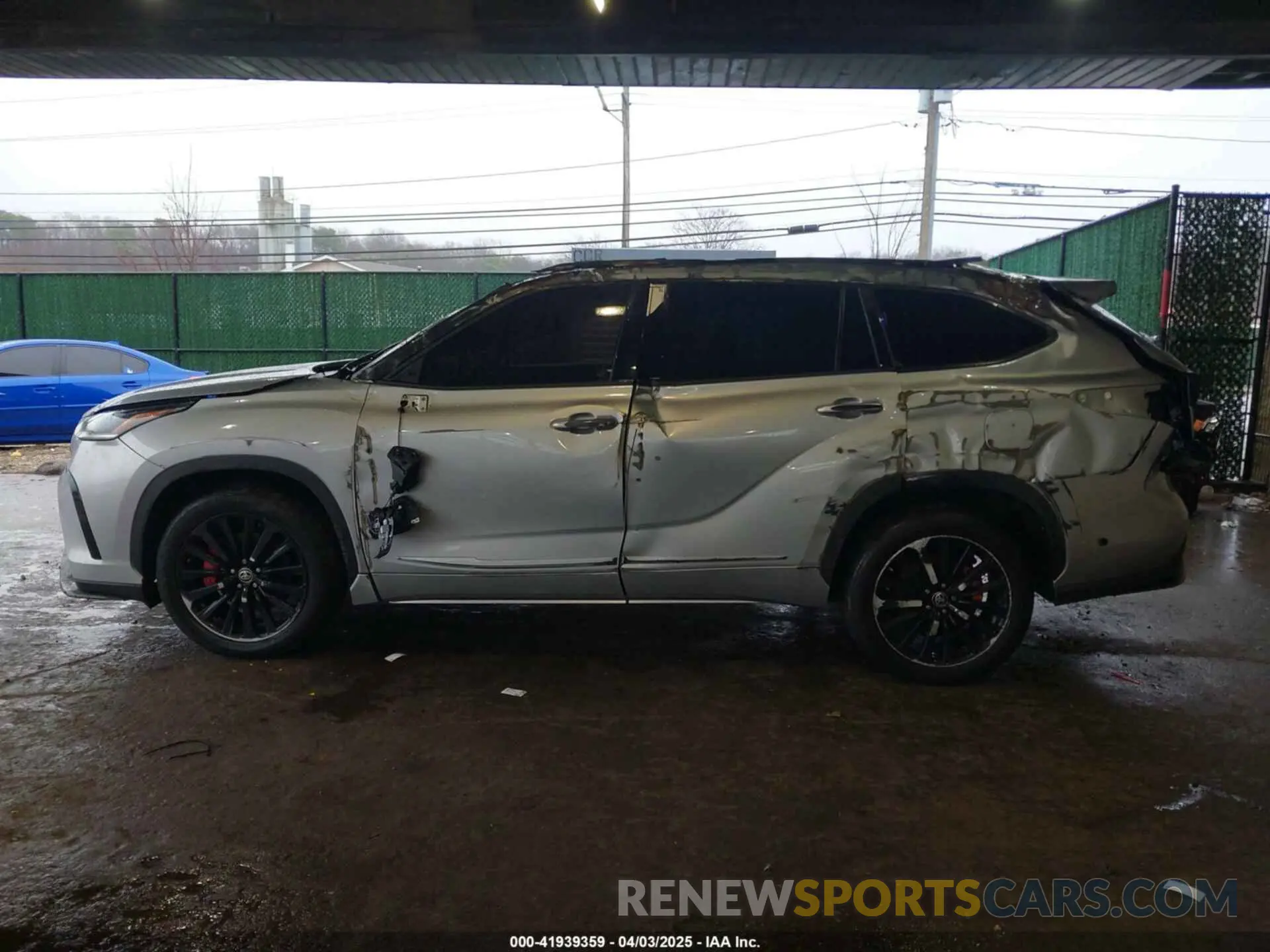 14 fotografías del automóvil dañado 5TDLZRBH4NS173454 TOYOTA HIGHLANDER 2022