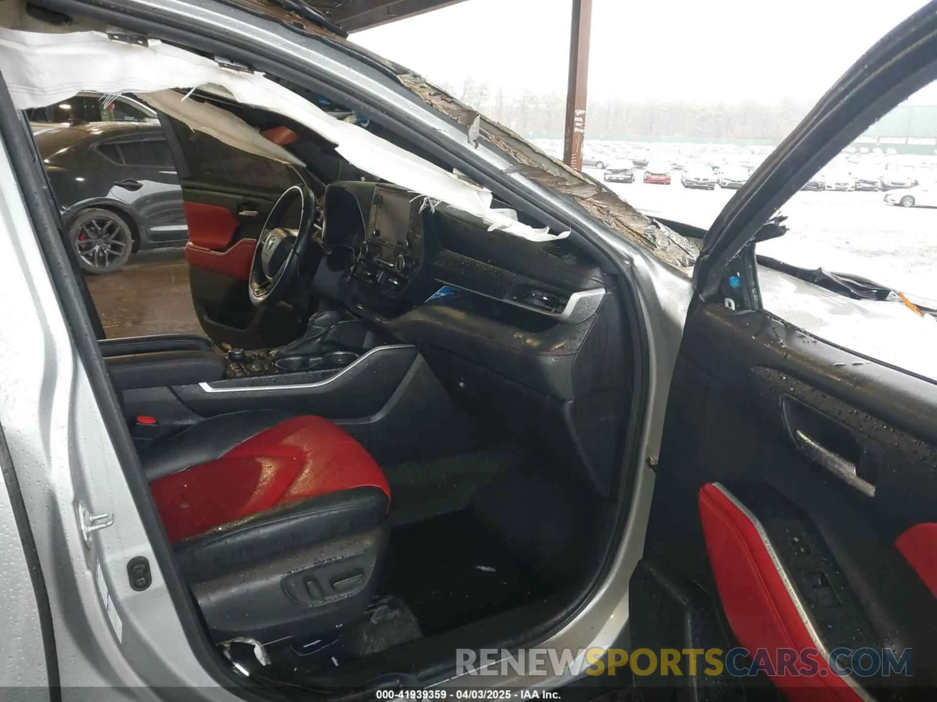 5 fotografías del automóvil dañado 5TDLZRBH4NS173454 TOYOTA HIGHLANDER 2022