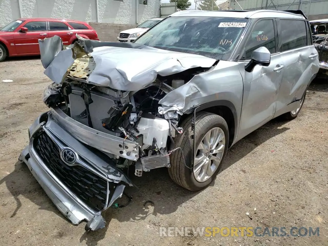 2 fotografías del automóvil dañado 5TDYZRAH6NS115904 TOYOTA HIGHLANDER 2022