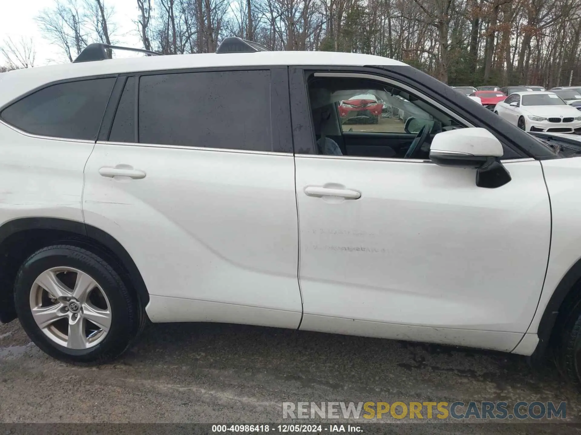 13 fotografías del automóvil dañado 5TDZARAH0NS016295 TOYOTA HIGHLANDER 2022