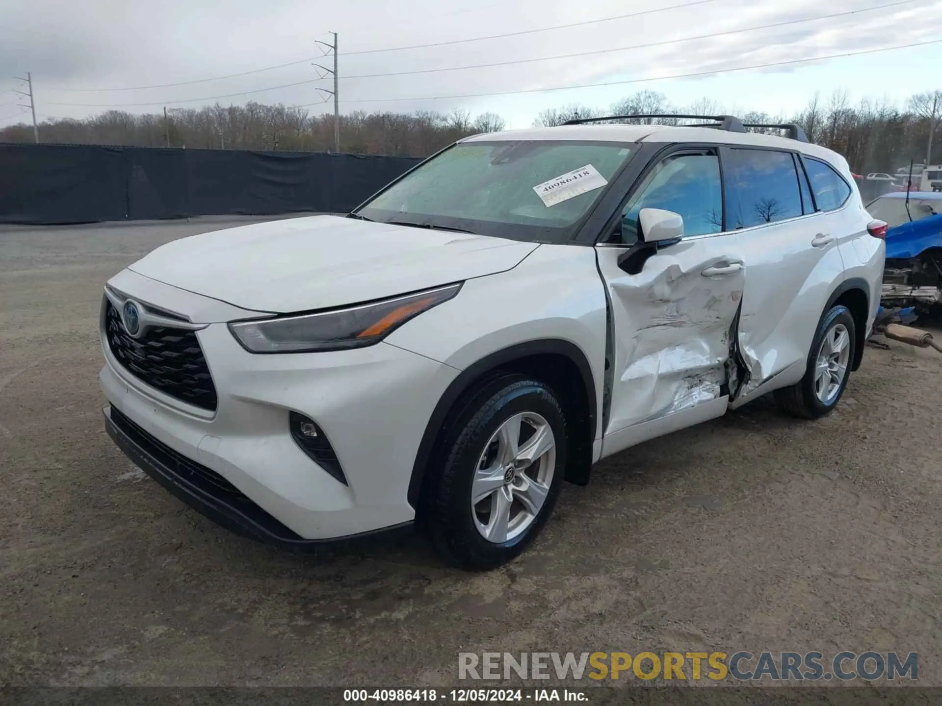 2 fotografías del automóvil dañado 5TDZARAH0NS016295 TOYOTA HIGHLANDER 2022