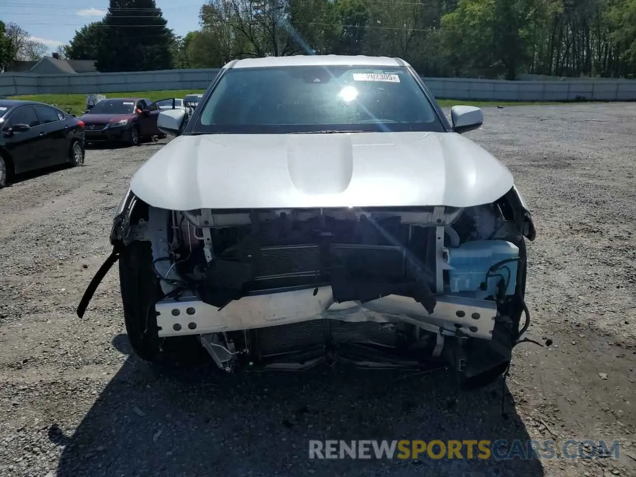 5 fotografías del automóvil dañado 5TDZARAH0NS516943 TOYOTA HIGHLANDER 2022
