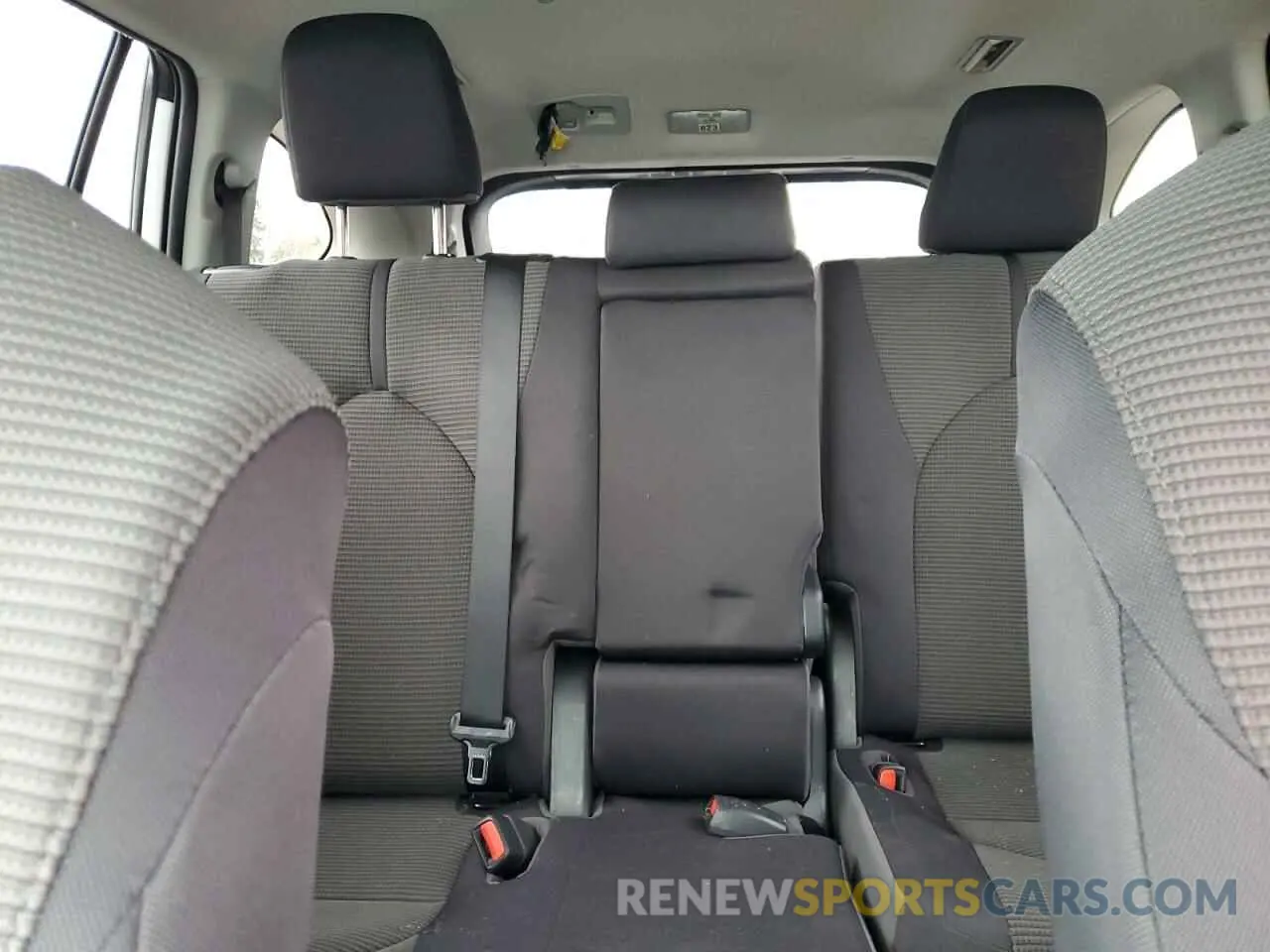 10 fotografías del automóvil dañado 5TDZARAH3NS517097 TOYOTA HIGHLANDER 2022