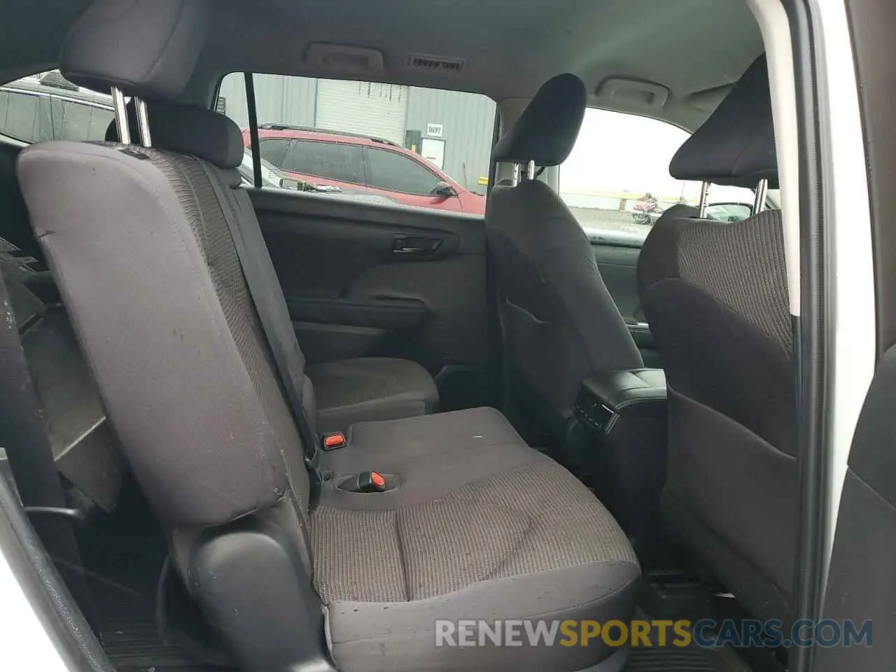 11 fotografías del automóvil dañado 5TDZARAH3NS517097 TOYOTA HIGHLANDER 2022