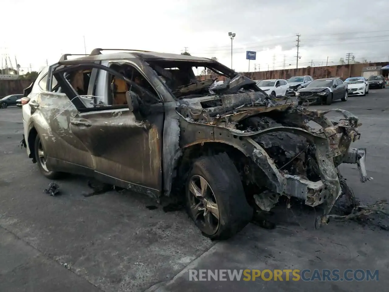 4 fotografías del automóvil dañado 5TDZZRAH0NS097386 TOYOTA HIGHLANDER 2022