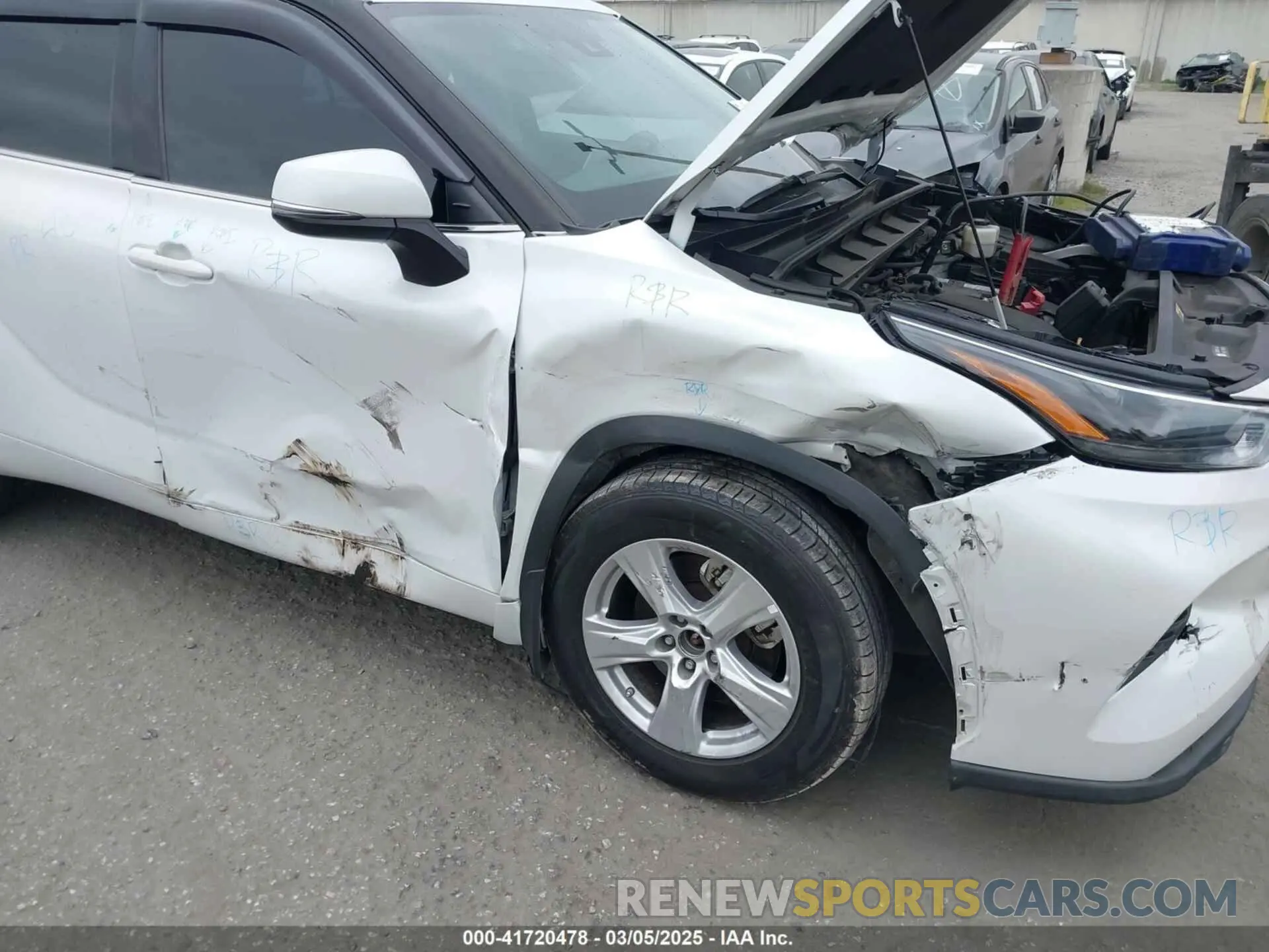6 fotografías del automóvil dañado 5TDZZRAH0NS553211 TOYOTA HIGHLANDER 2022