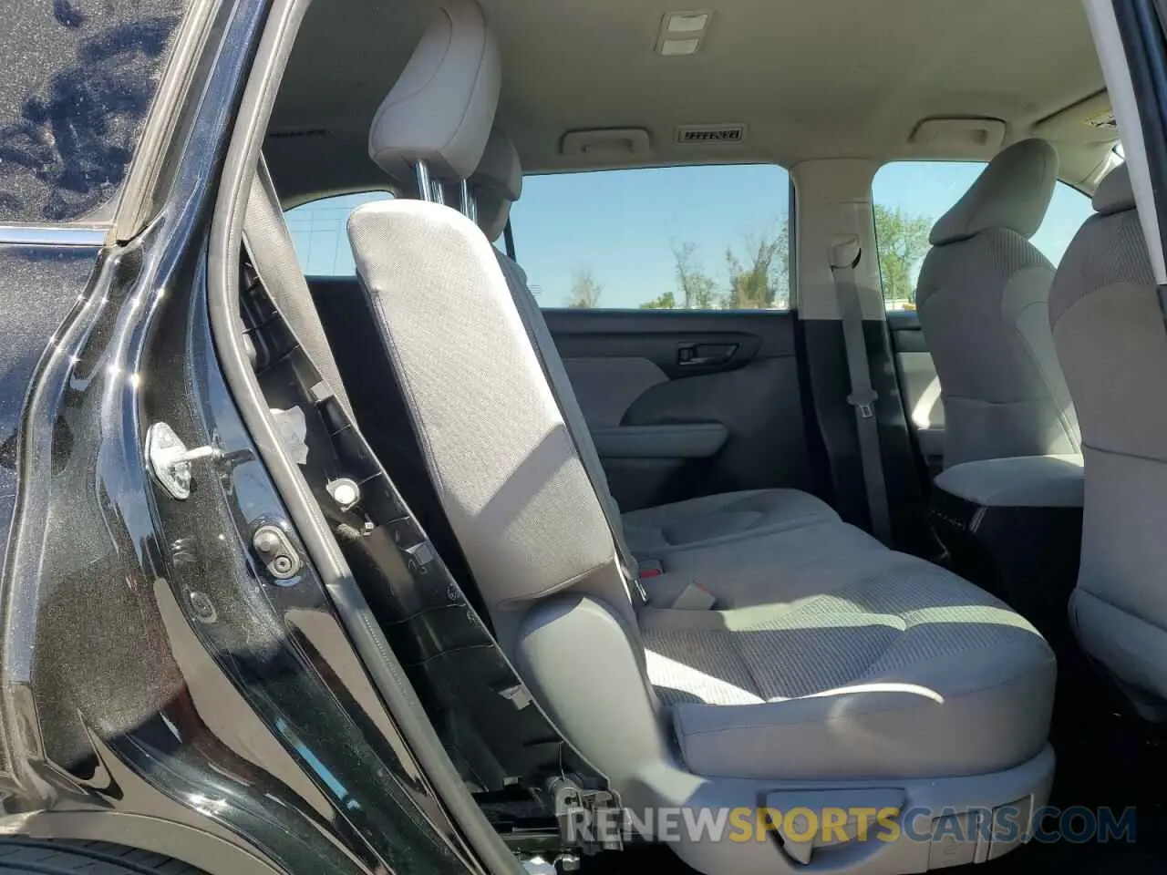11 fotografías del automóvil dañado 5TDZZRAH2NS097230 TOYOTA HIGHLANDER 2022