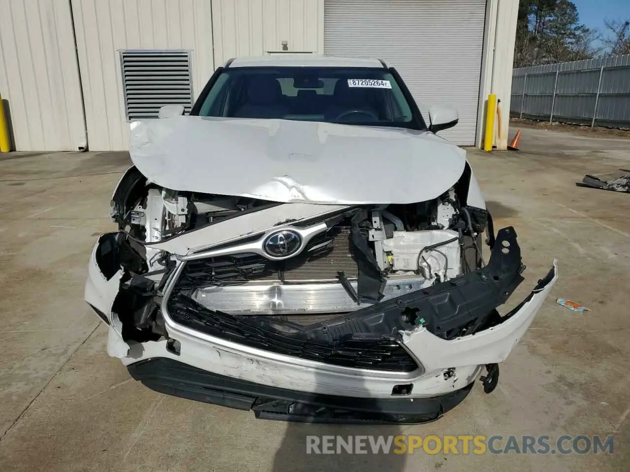 5 fotografías del automóvil dañado 5TDZZRAH3NS104282 TOYOTA HIGHLANDER 2022