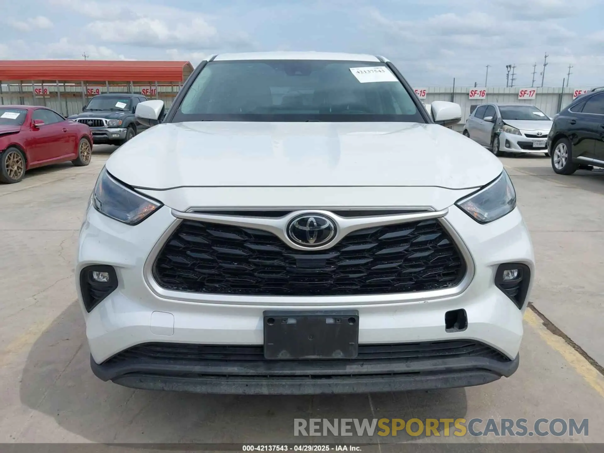 12 fotografías del automóvil dañado 5TDZZRAH4NS090313 TOYOTA HIGHLANDER 2022