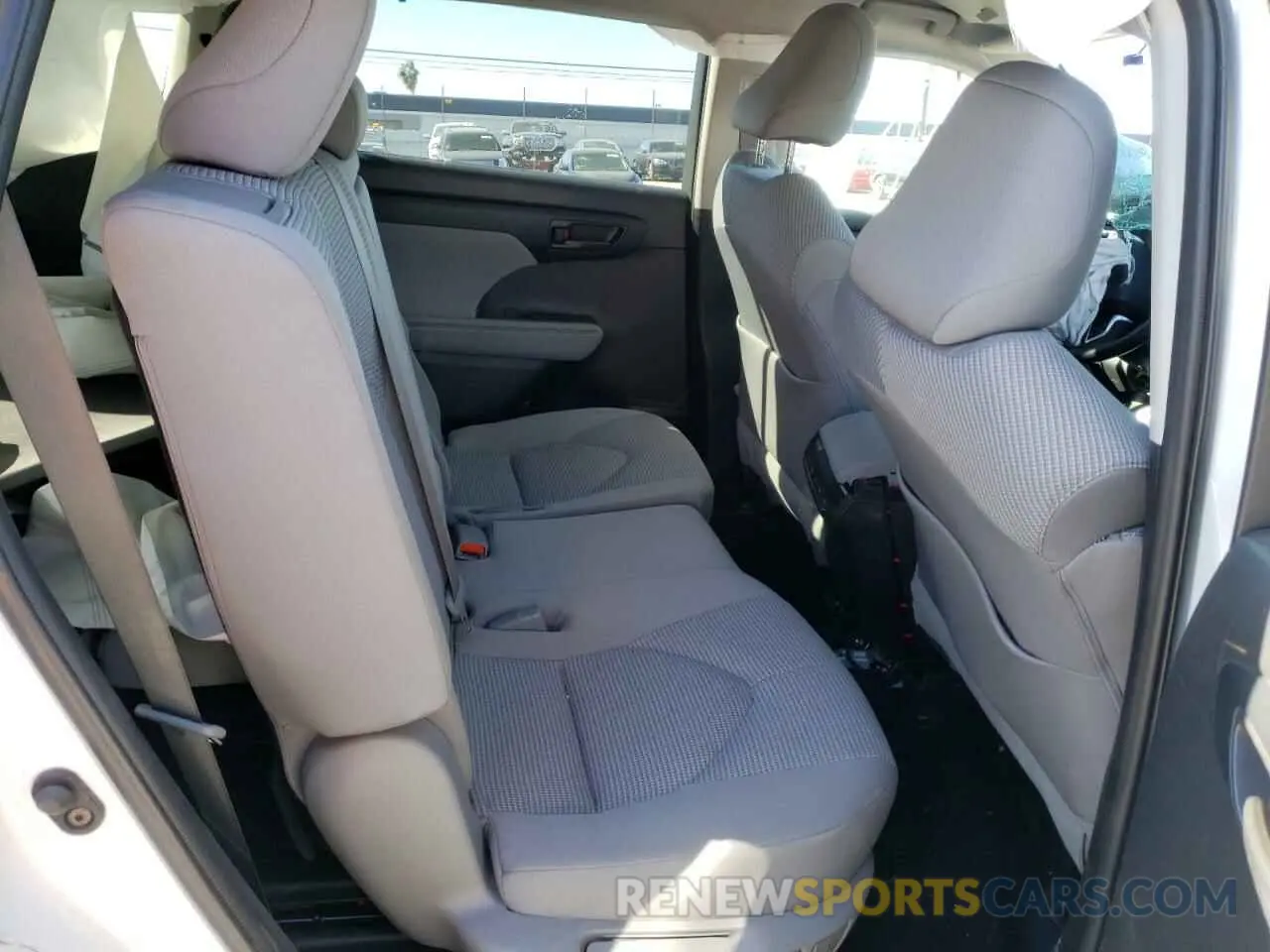 11 fotografías del automóvil dañado 5TDZZRAH4NS554250 TOYOTA HIGHLANDER 2022