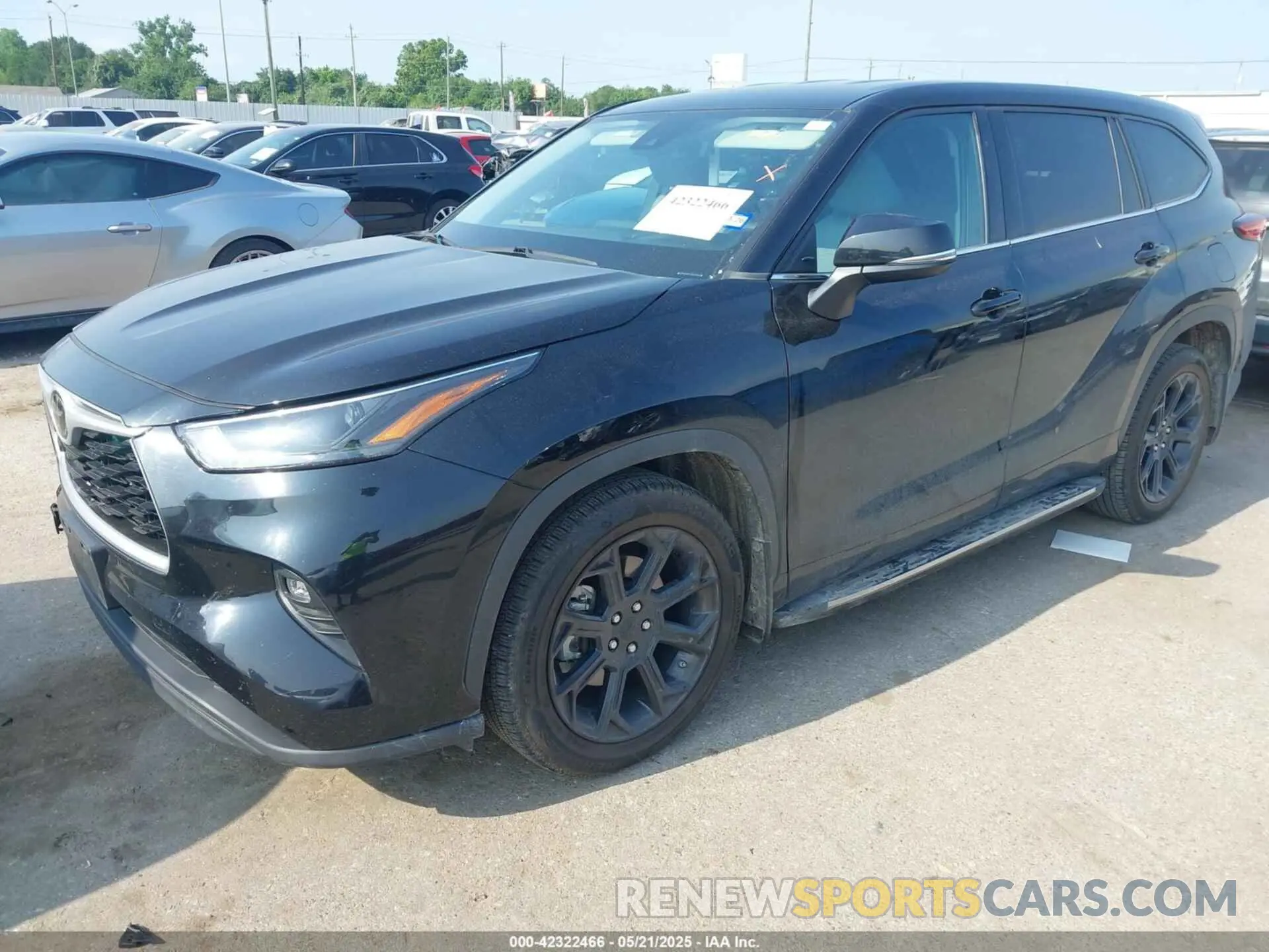 2 fotografías del automóvil dañado 5TDZZRAH7NS557045 TOYOTA HIGHLANDER 2022