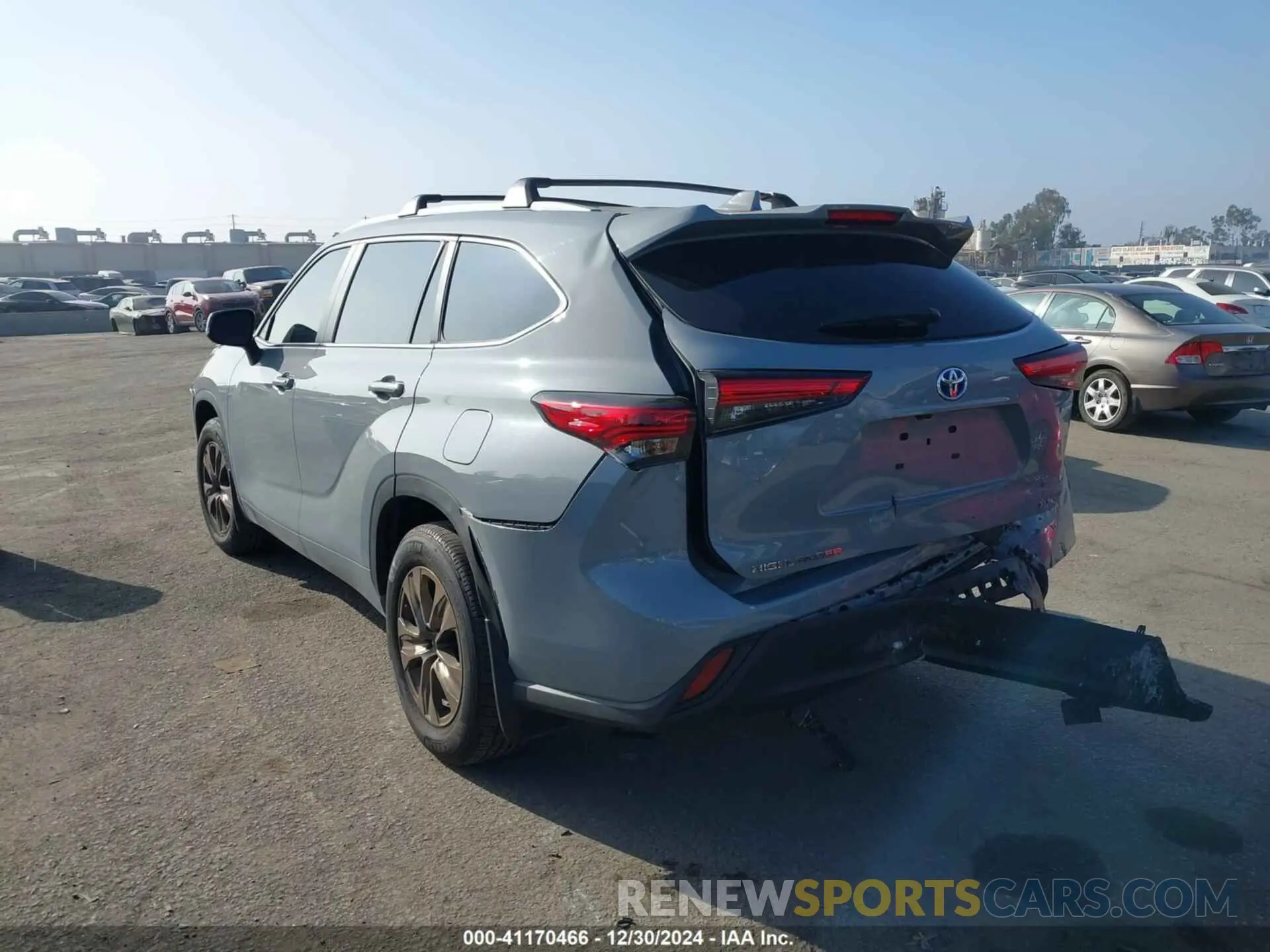 3 fotografías del automóvil dañado 5TDAARAH7PS527406 TOYOTA HIGHLANDER 2023