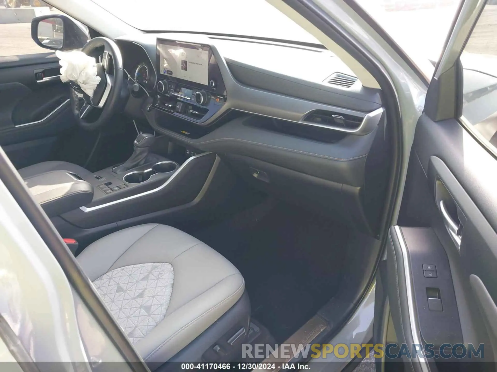 5 fotografías del automóvil dañado 5TDAARAH7PS527406 TOYOTA HIGHLANDER 2023
