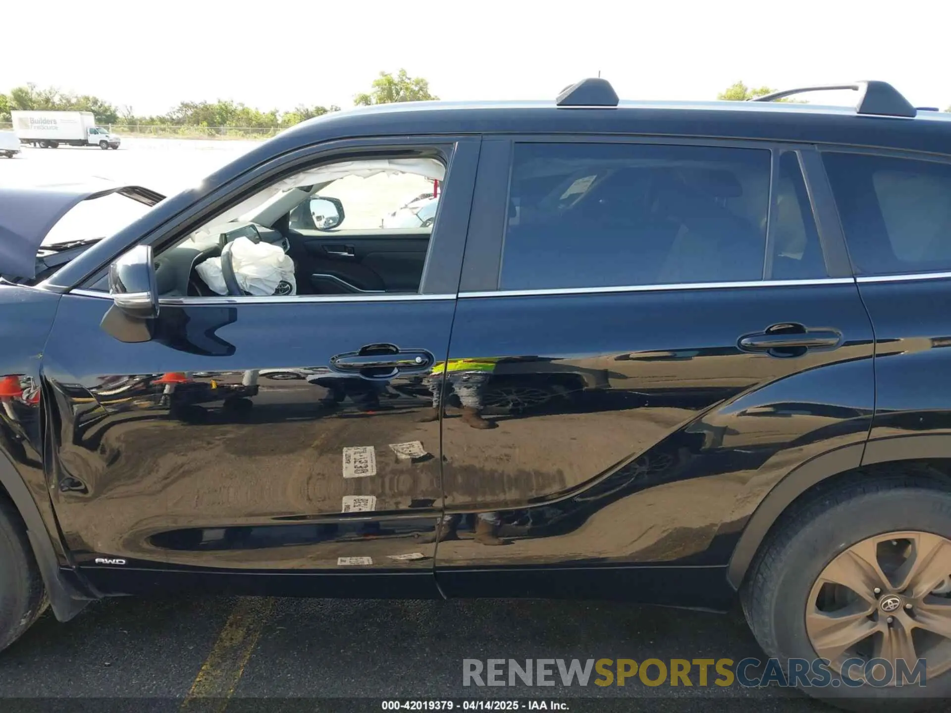 14 fotografías del automóvil dañado 5TDABRCH5PS567073 TOYOTA HIGHLANDER 2023
