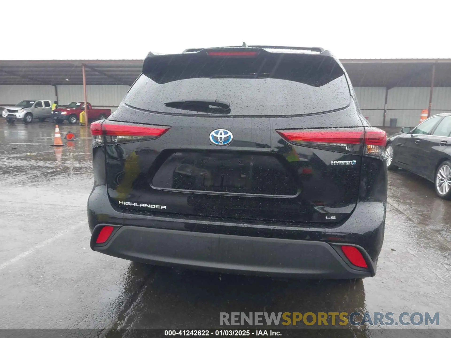 17 fotografías del automóvil dañado 5TDBBRCH0PS112135 TOYOTA HIGHLANDER 2023