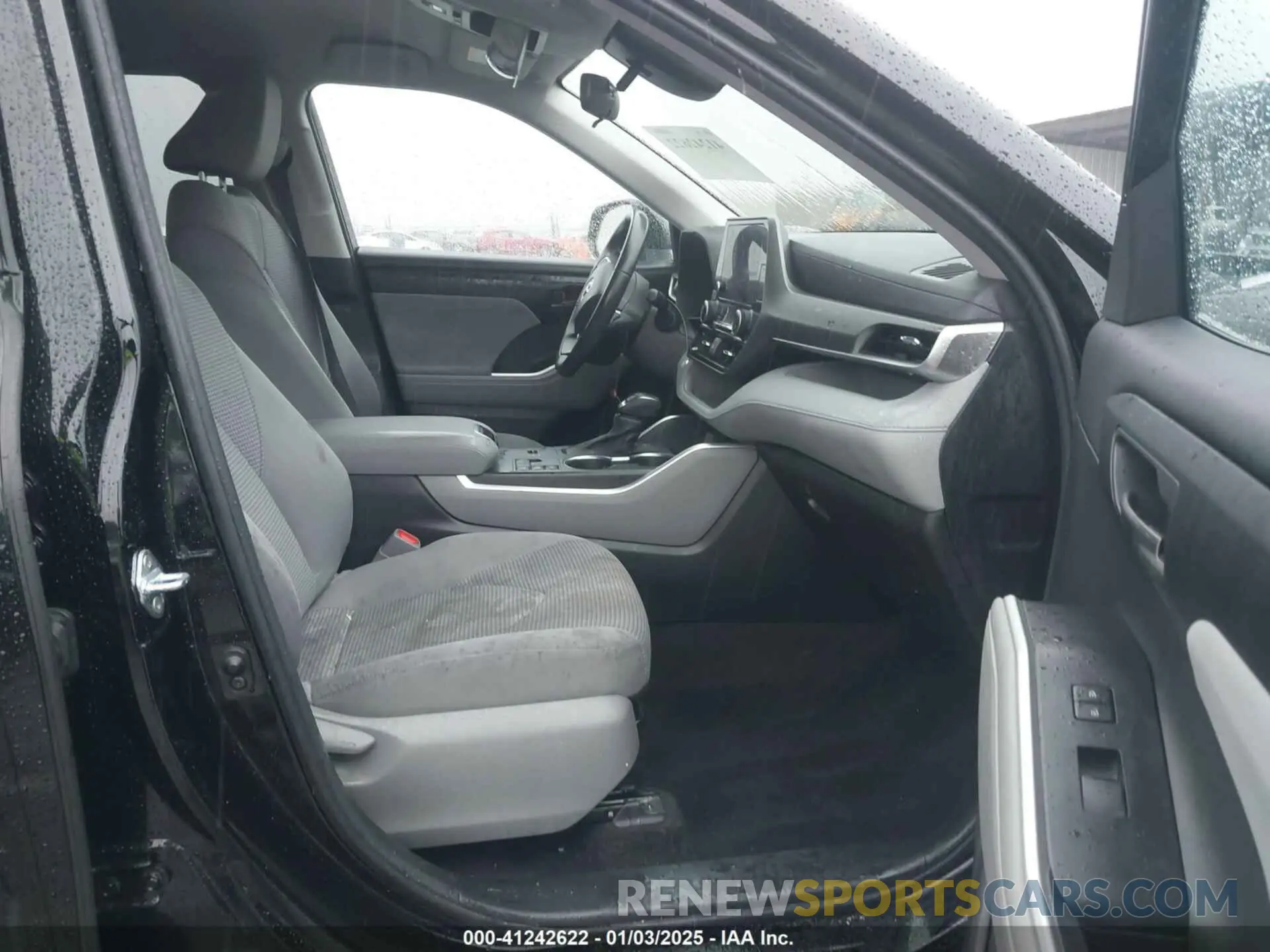 5 fotografías del automóvil dañado 5TDBBRCH0PS112135 TOYOTA HIGHLANDER 2023