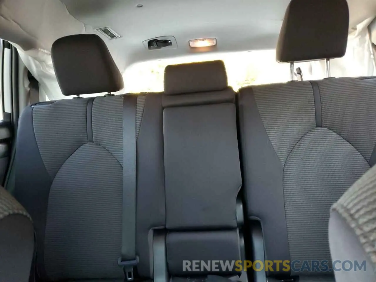 10 fotografías del automóvil dañado 5TDBBRCH4PS109142 TOYOTA HIGHLANDER 2023