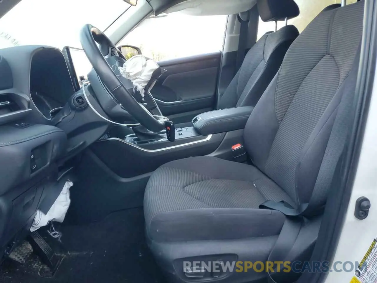 7 fotografías del automóvil dañado 5TDBBRCH4PS109142 TOYOTA HIGHLANDER 2023