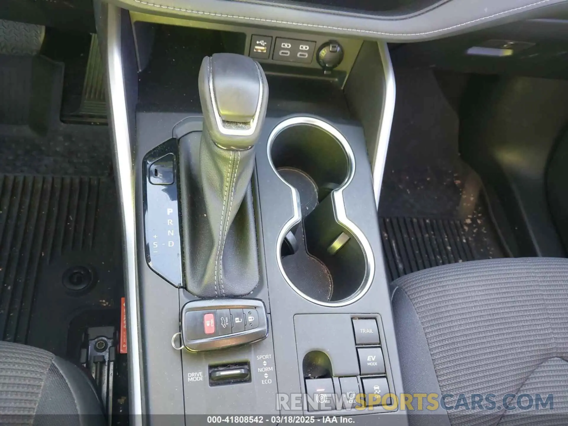 11 fotografías del automóvil dañado 5TDBBRCH4PS109738 TOYOTA HIGHLANDER 2023