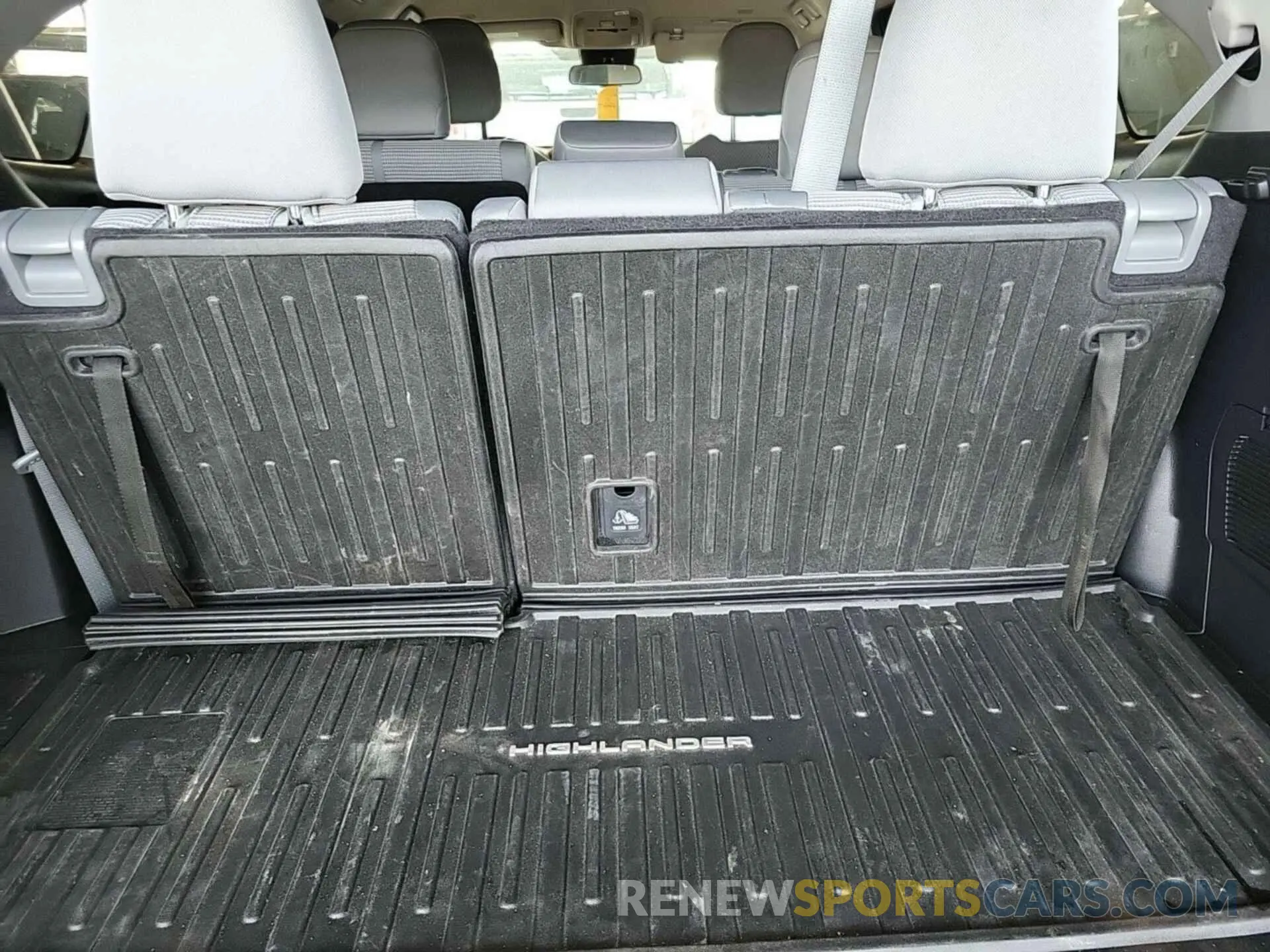 25 fotografías del automóvil dañado 5TDBBRCH7PS591671 TOYOTA HIGHLANDER 2023