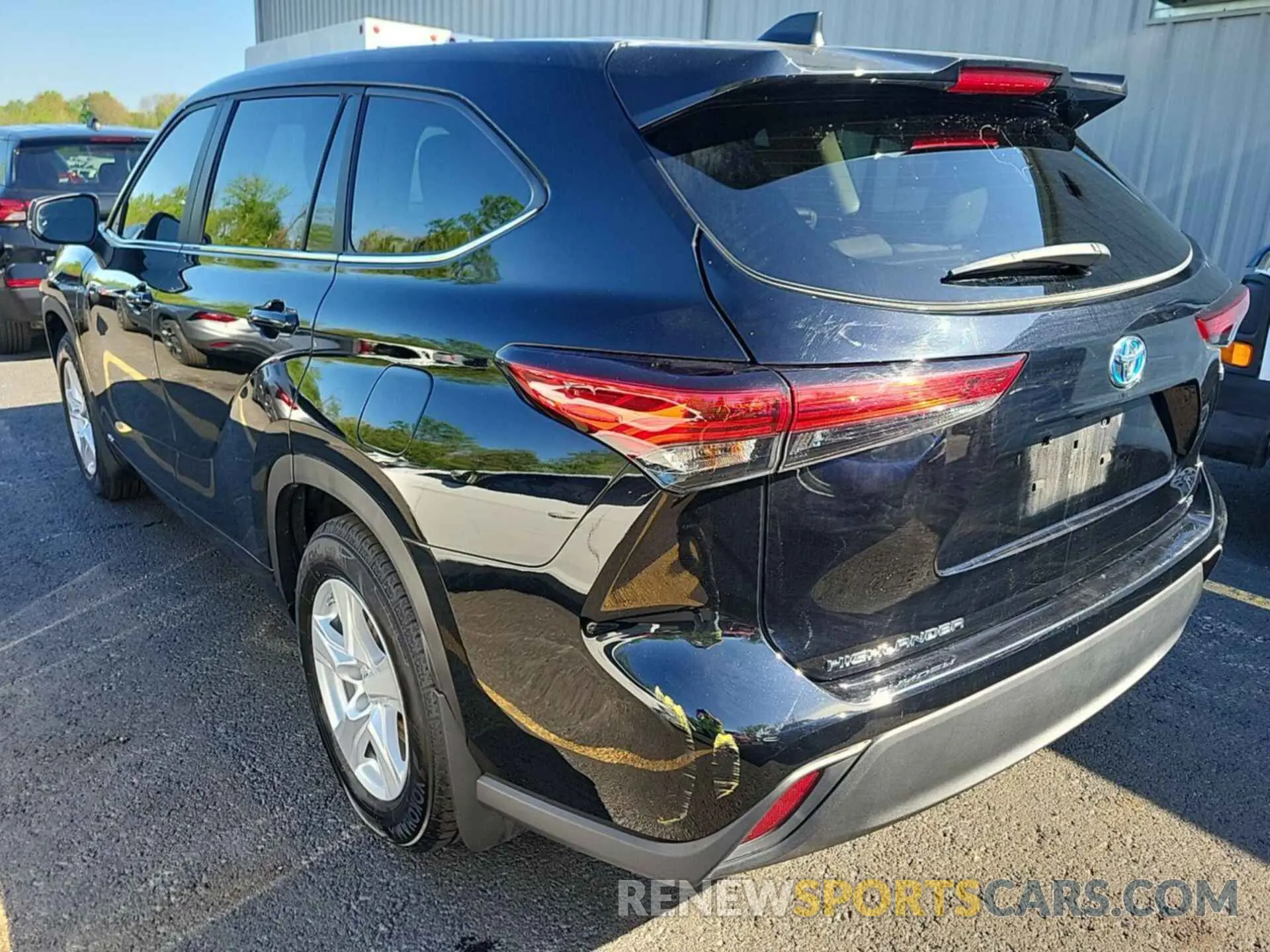 5 fotografías del automóvil dañado 5TDBBRCH7PS591671 TOYOTA HIGHLANDER 2023