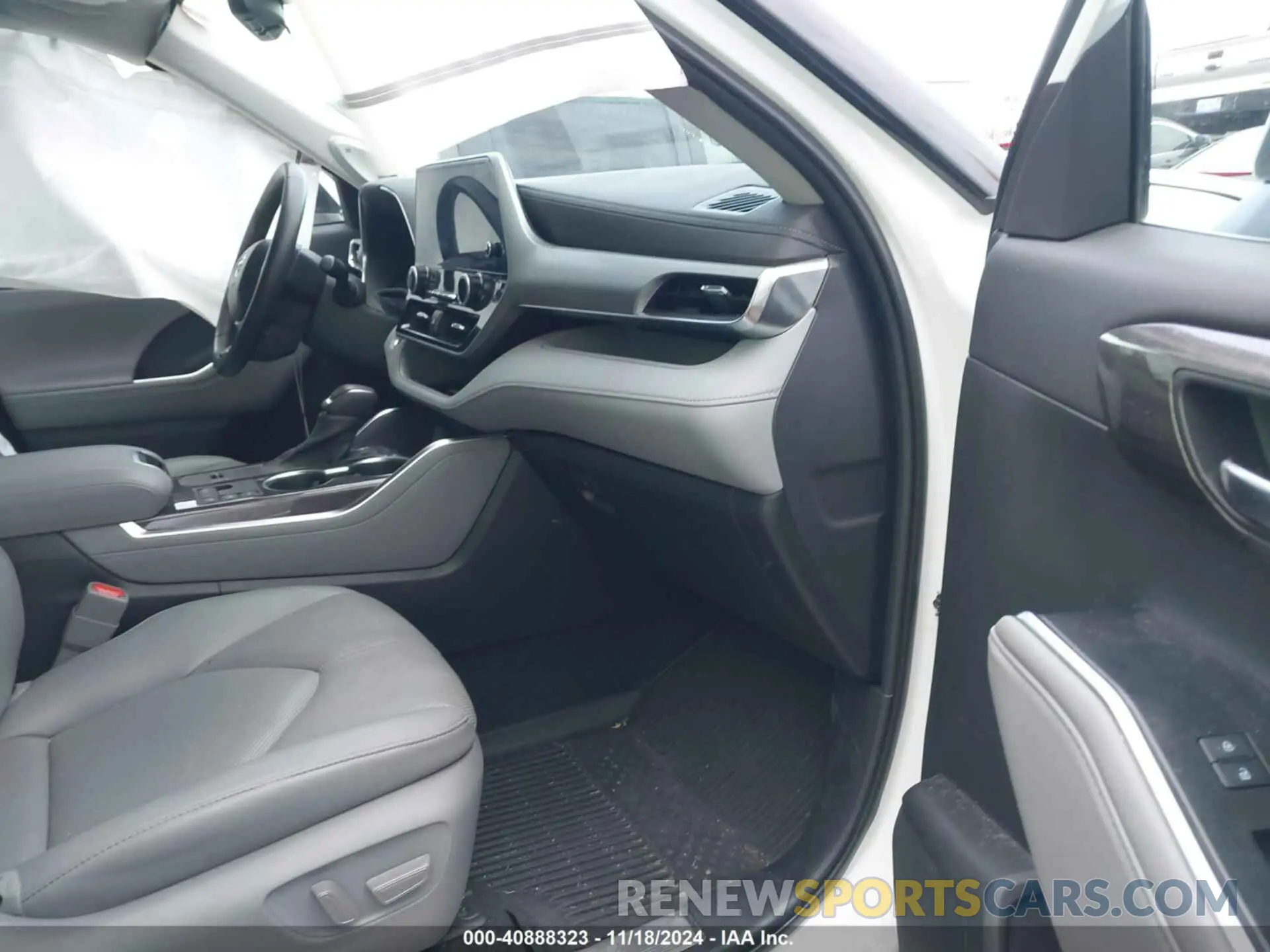 5 fotografías del automóvil dañado 5TDEBRCH0PS573347 TOYOTA HIGHLANDER 2023